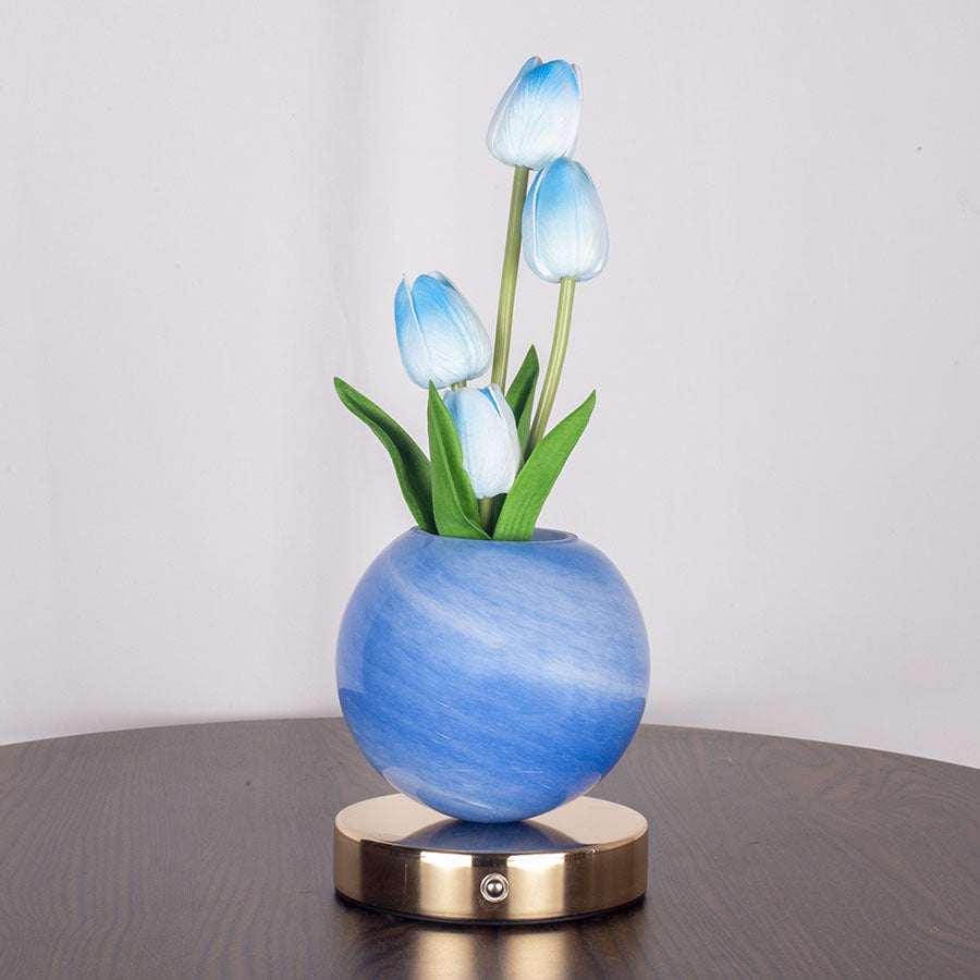 Lampada da tavolo a LED a forma di tulipano