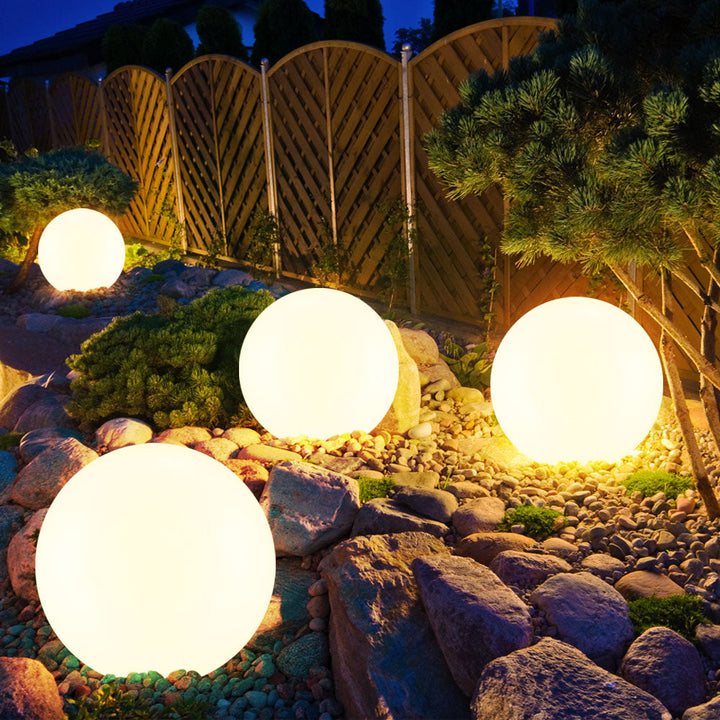 LumiGlobe – Luce da Giardino Resistente alle Intemperie