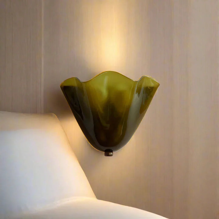 Lampada da parete LED a forma di conchiglia ispirata all&