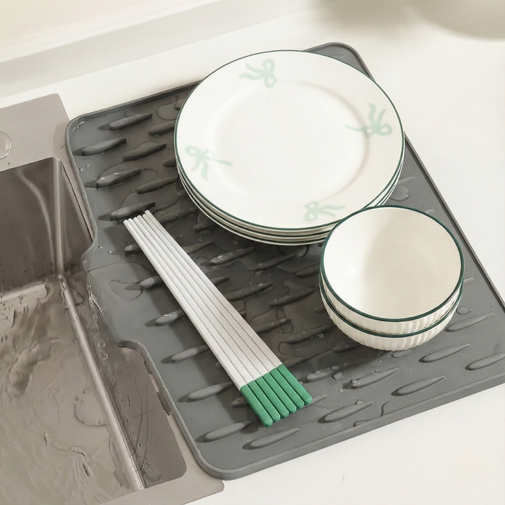 DryNest™ – Tappeto di Asciugatura in Silicone con Protezione Contro il Calore e l&