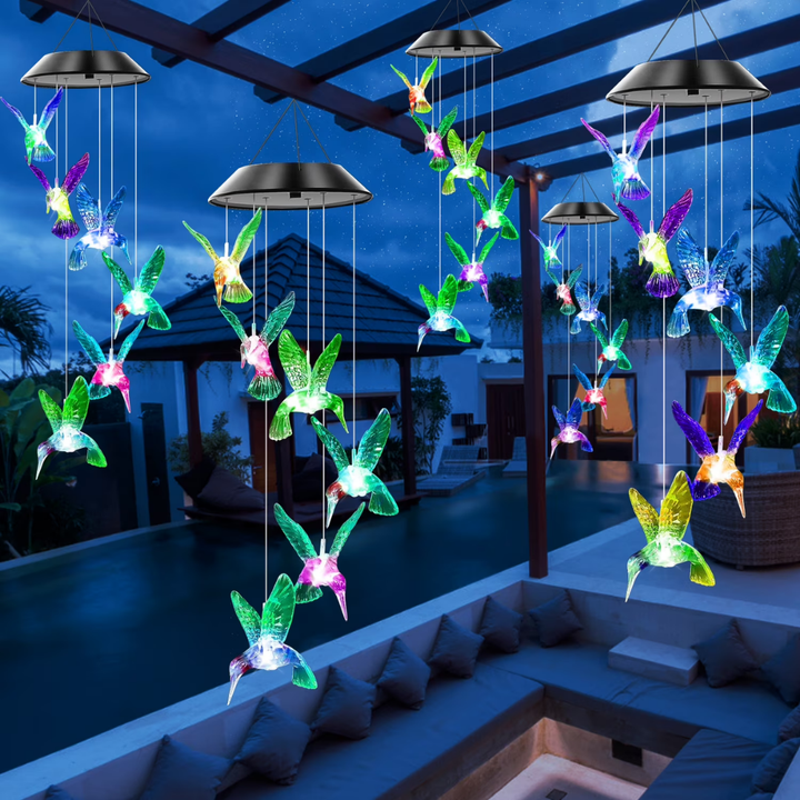 SkyCharm™ – Cloche à vent lumineuse à énergie solaire en forme de colibri