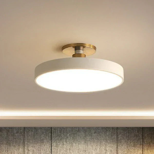 Lampada da soffitto rotonda minimalista