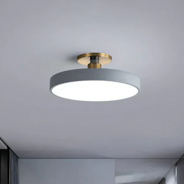 Lampada da soffitto rotonda minimalista