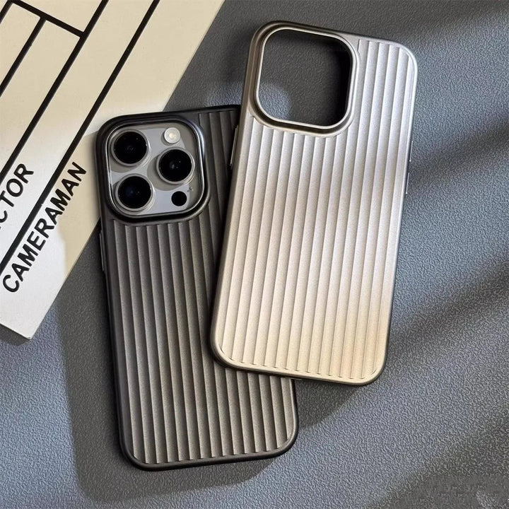 Funda Pro in Titanio per iPhone