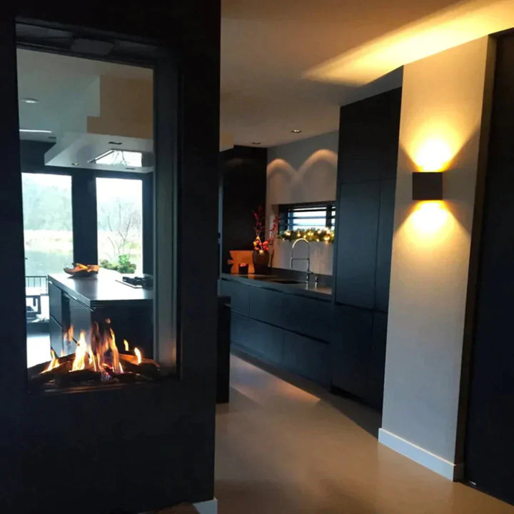 HelleNacht™ Lampada da Parete LED Premium | Impermeabile IP65 | Sensore di Movimento | Luce Calda Up-&amp;-Down