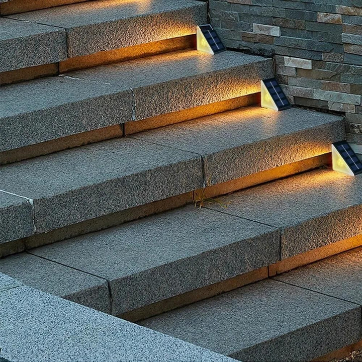 GlowSteps™ - Illumina le tue notti con queste luci da esterno per gradini!