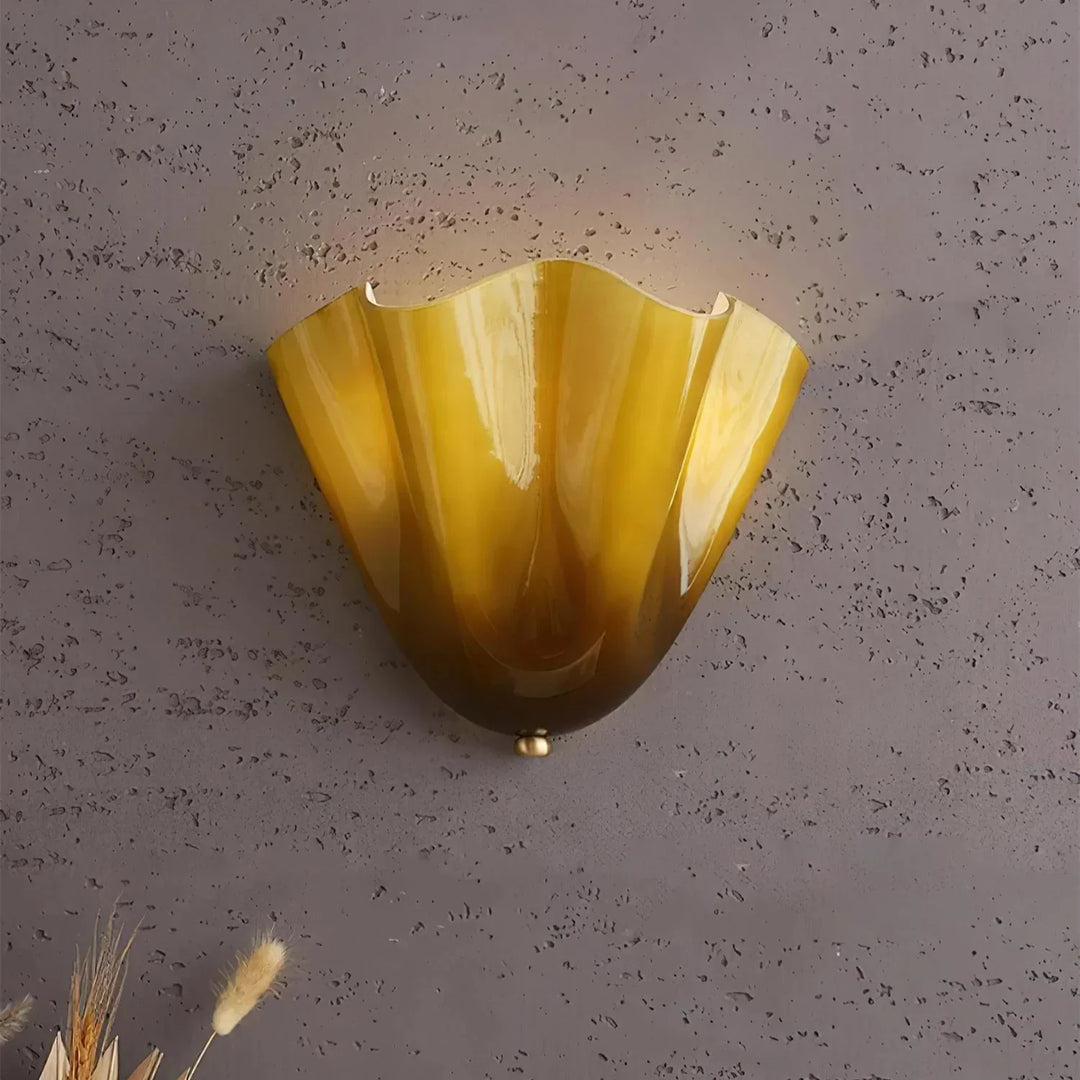 Lampada da parete LED a forma di conchiglia ispirata all&