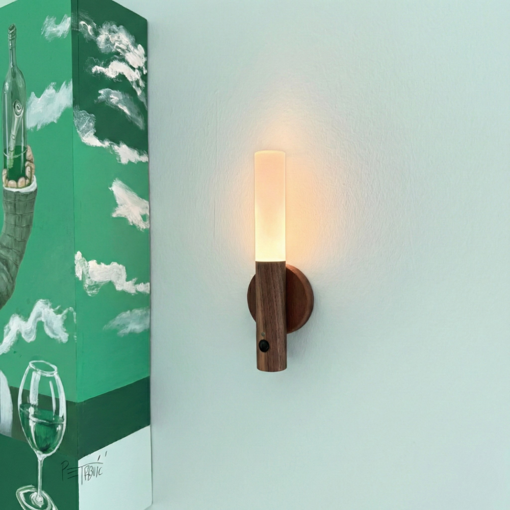 HavnLight™ – Lampada da Parete in Legno Magnetico con Rilevatore di Movimento