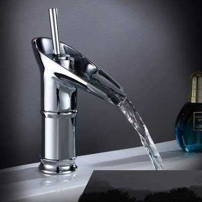 Bronzelle: Rubinetto in Ottone Retro – Stile Vintage per Bagno e Cucina