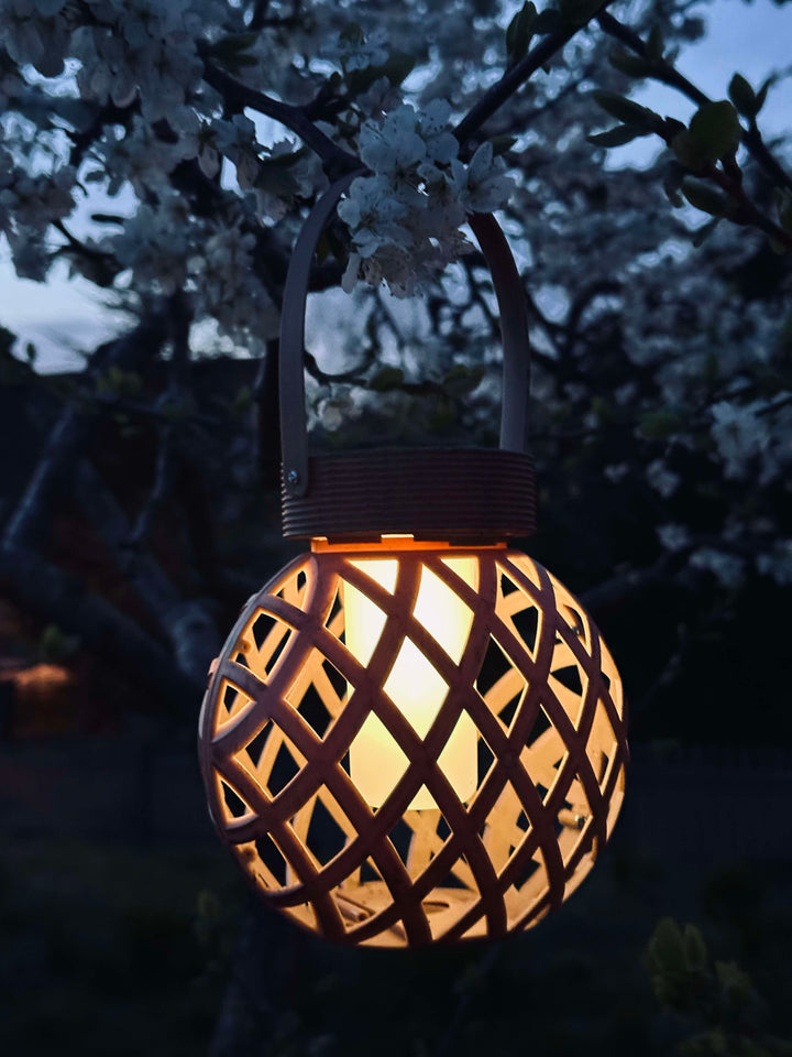 LysLune™ – Lanterne suspendue à énergie solaire