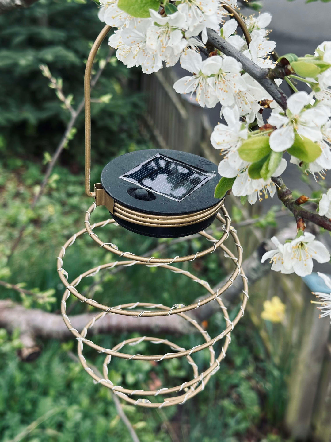 LumiTwist™ – Spirale Solaire Décorative
