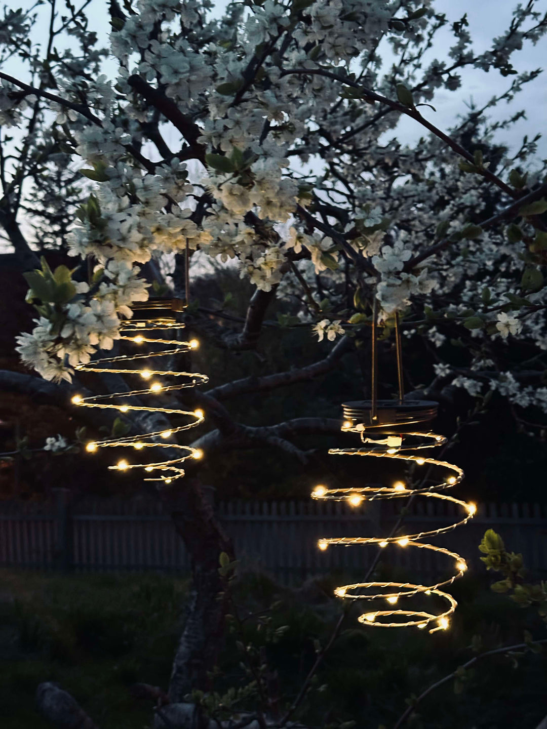 LumiTwist™ – Spirale Solaire Décorative