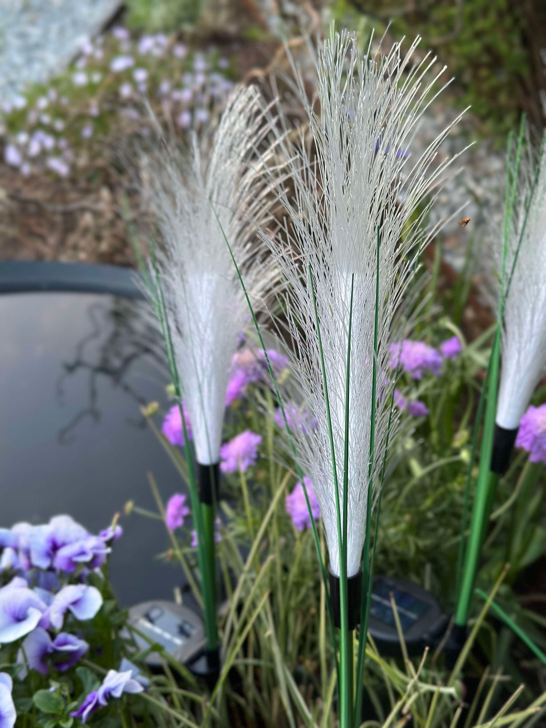 GlowGrass™ – Pampas décoratif avec panneaux solaires