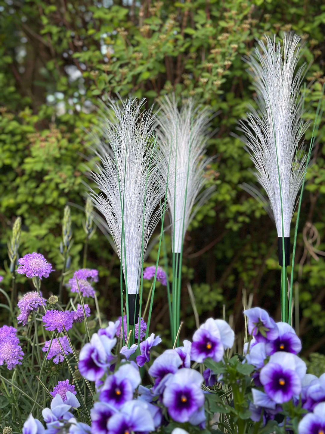 GlowGrass™ – Pampas décoratif avec panneaux solaires