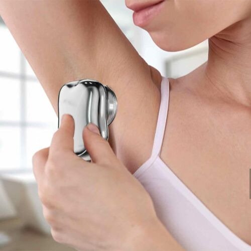 Pro Shaver™️ Ottieni una rasatura liscia, ovunque tu sia!