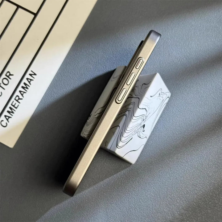 Funda Pro in Titanio per iPhone