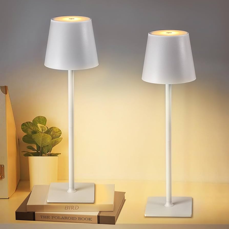 NordAura: Lampada da Tavolo LED Senza Fili – Ricaricabile, Dimmerabile e Moderna in Stile Scandinavo