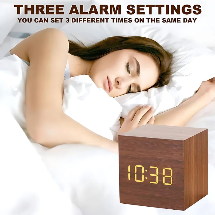Orologio Alarm LED Moderno a Cubo