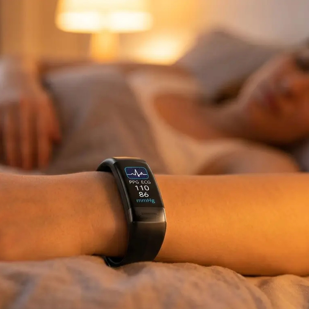 Monitor da Polso per la Pressione Arteriosa EKG, Frequenza Cardiaca, Saturazione di Ossigeno e Monitoraggio del Sonno Approvato dalla FDA