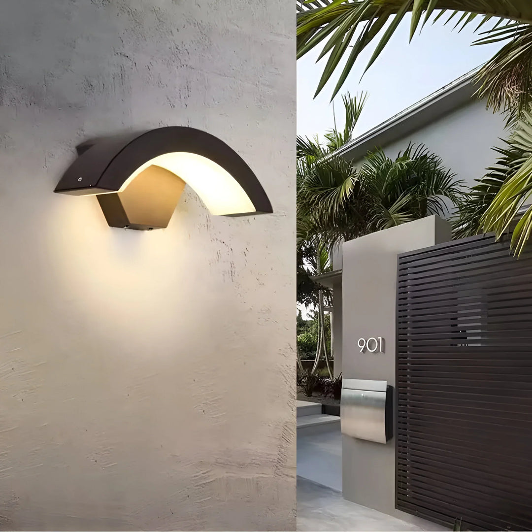 LumiGuard – Lampada da Parete Esterno con Sensore di Movimento