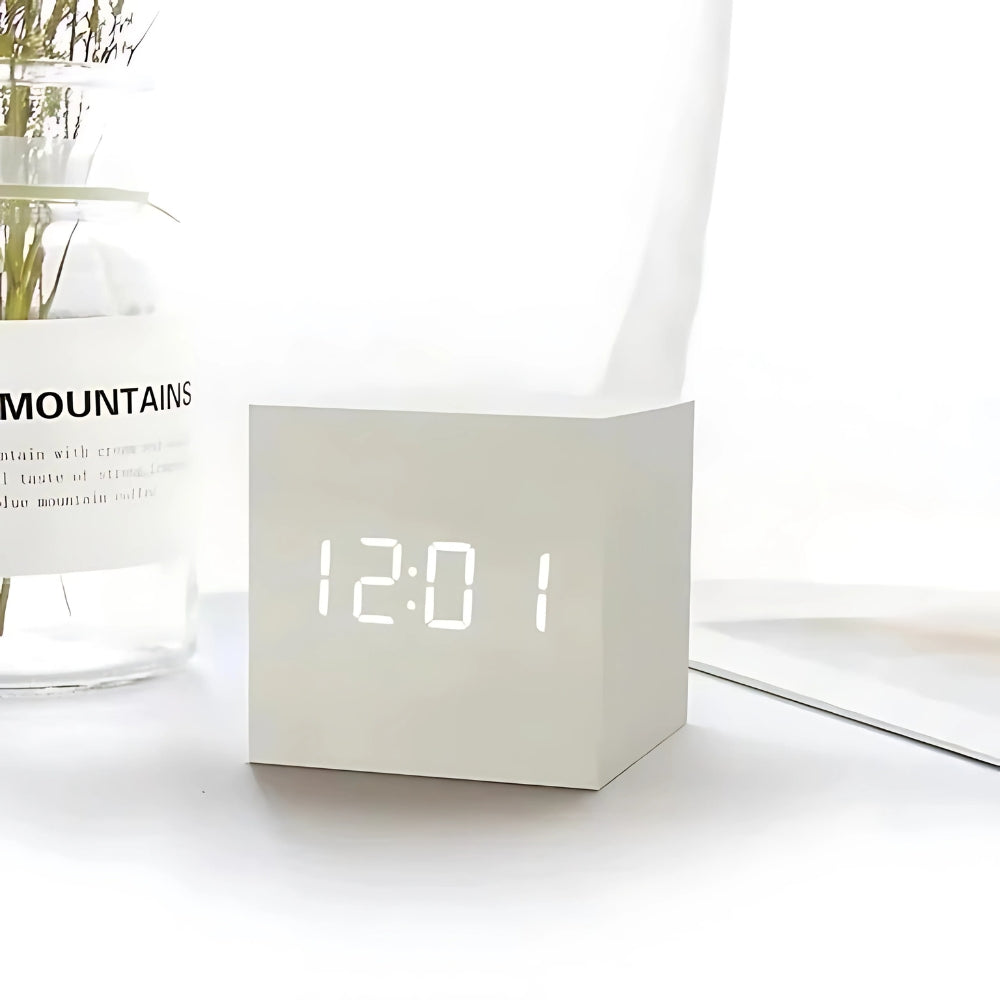 Orologio Alarm LED Moderno a Cubo