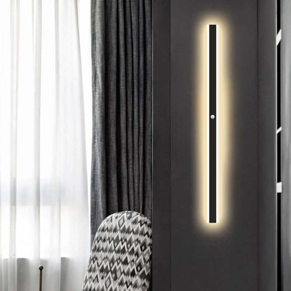 AeroBeam: Applique LED Lineare da Esterno – Lampada da Parete Resistente alle Intemperie in Metallo e Acrilico per Giardino e Corridoio