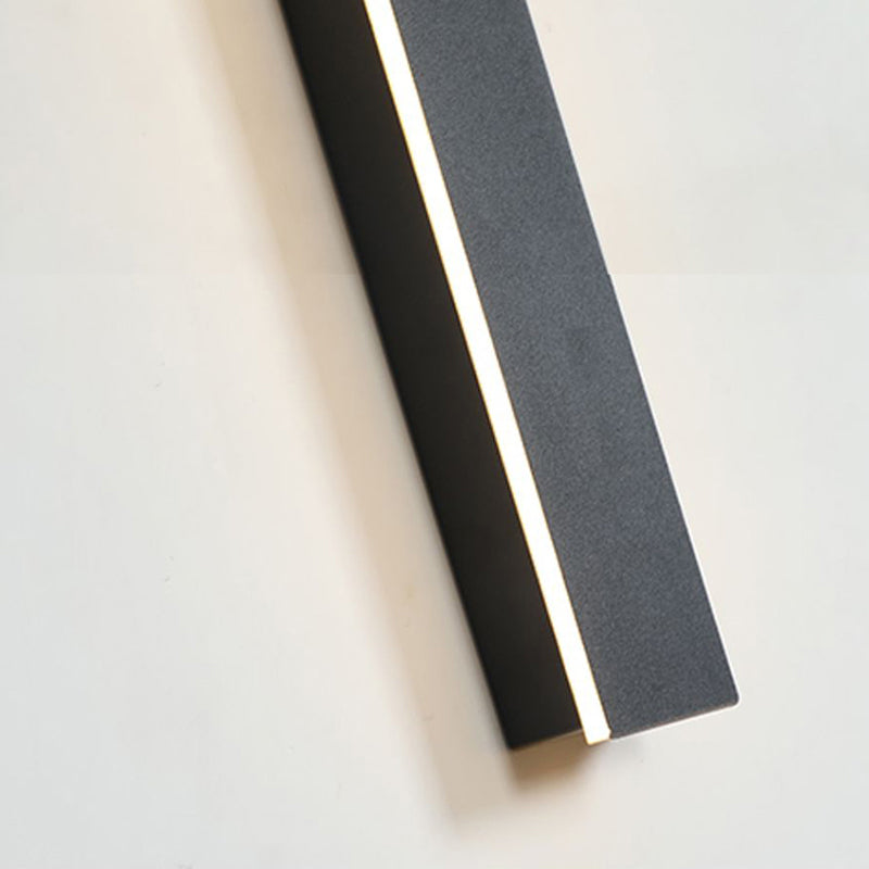 AeroLyn: Applique LED Lineare per Esterni – Lampada da Parete Resistente alle Intemperie per Giardino e Terrazza