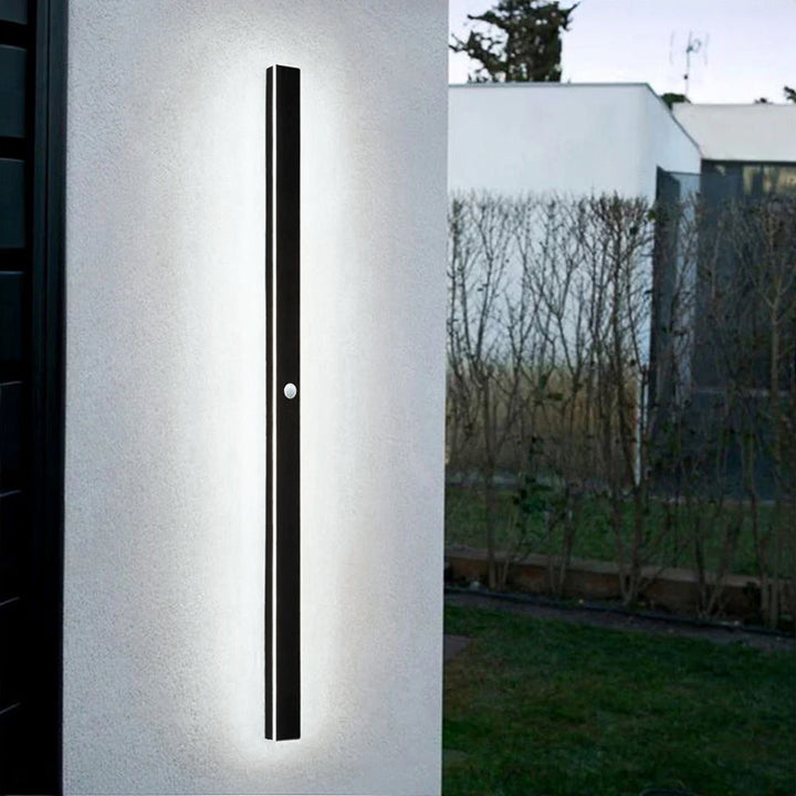 AeroLyn: Applique LED Lineare per Esterni – Lampada da Parete Resistente alle Intemperie per Giardino e Terrazza