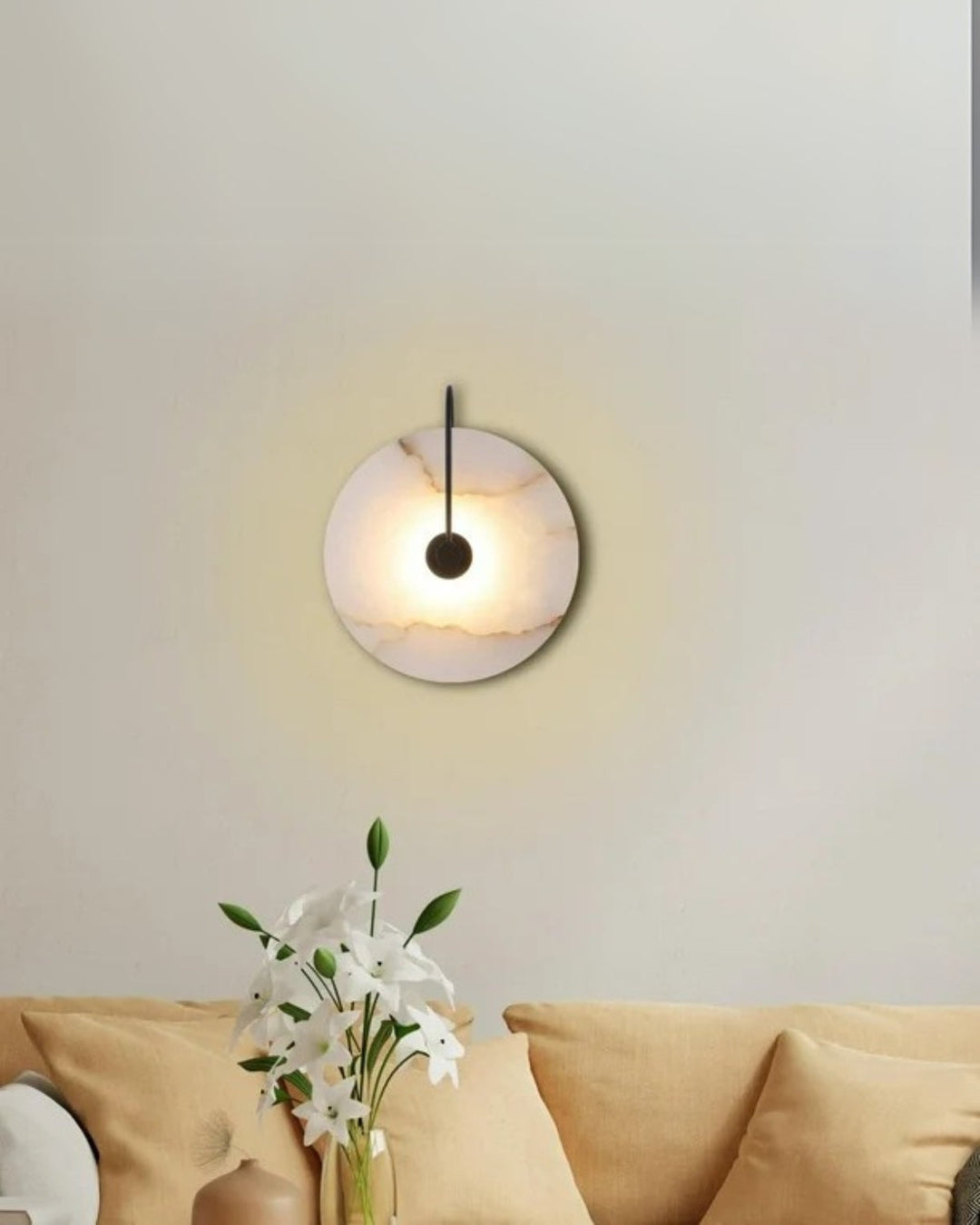 AlbaCiré: Moderno Applique LED in Alabastro dal design circolare – per camera da letto e soggiorno