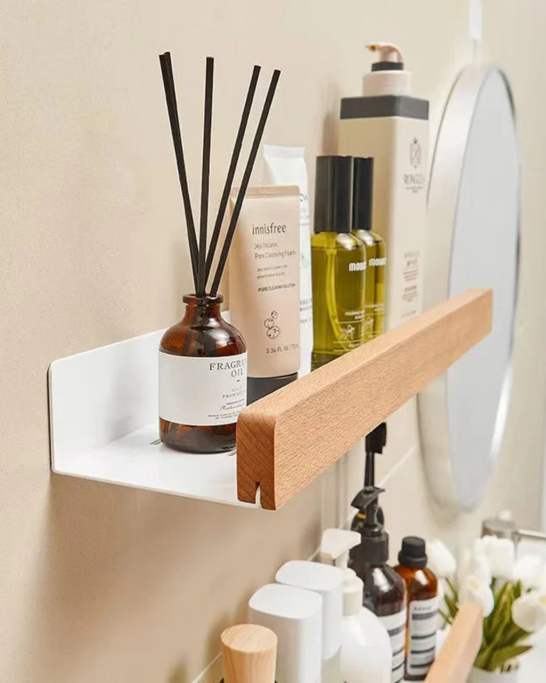AlignaLume: Mensola moderna da parete in metallo con frontale in legno e design minimalista – per bagno e cucina