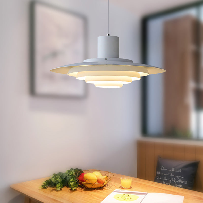 AluNord: Lampada a sospensione in ferro e alluminio con design moderno – per sala da pranzo e ristorante