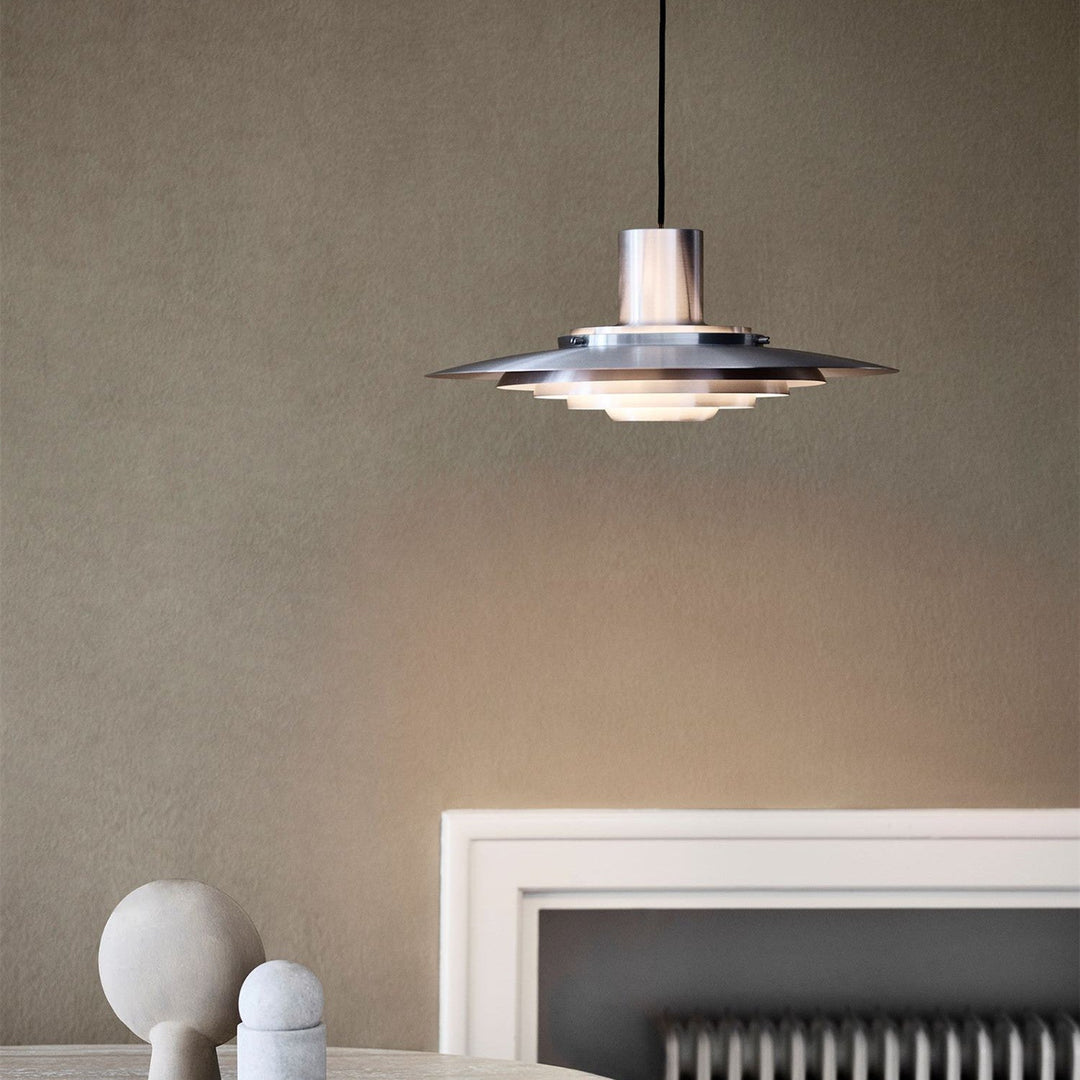 AluNord: Lampada a sospensione in ferro e alluminio con design moderno – per sala da pranzo e ristorante