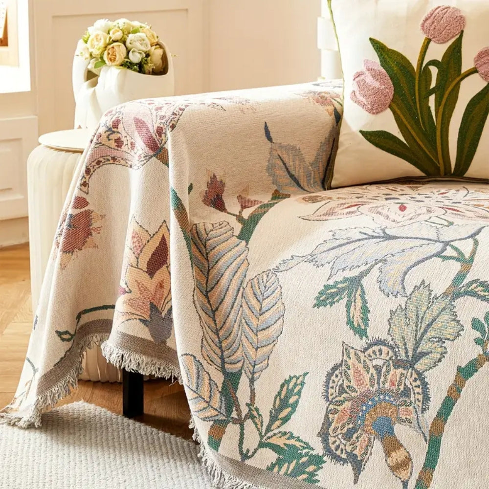 Amara: Copridivano con motivo jacquard floreale e design reversibile – per soggiorno e divano