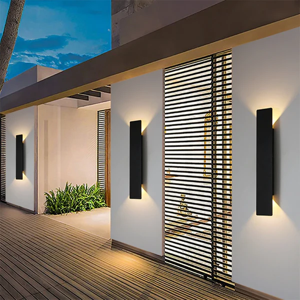 AquaLicht: Applique da esterno LED impermeabile in alluminio – Design moderno