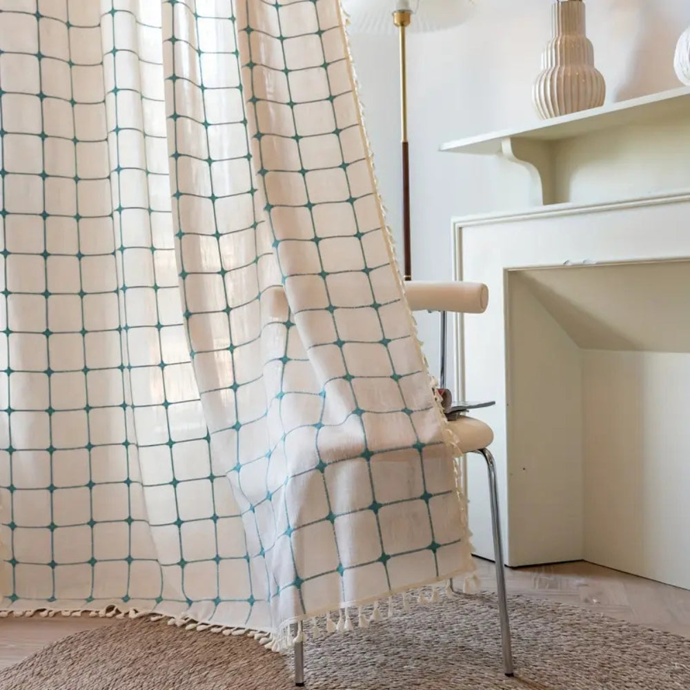 AquaNetz: Tenda in design Boho con motivo a quadretti turchesi e frange – elegante per aree da pranzo e soggiorno