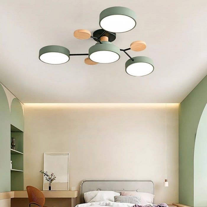 AstroLicht: Moderno lampadario a LED con design organico e dischi luminosi rotondi