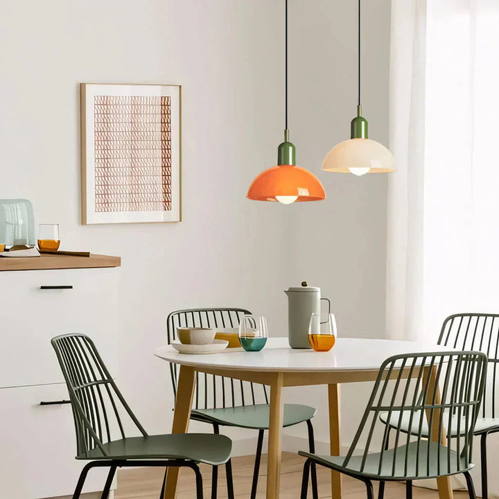 Auraviva: Lampada a sospensione LED colorata in vetro a forma di ciotola – per ambienti moderni e classici