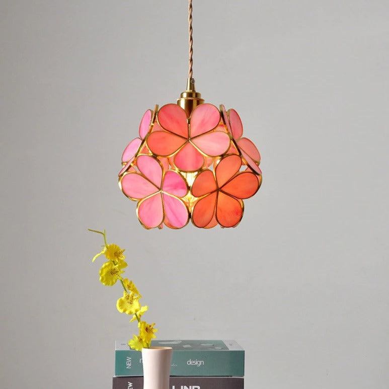 AureliaBloom: Lampada a sospensione in vetro con design a petali – ideale per soggiorno e camera da letto
