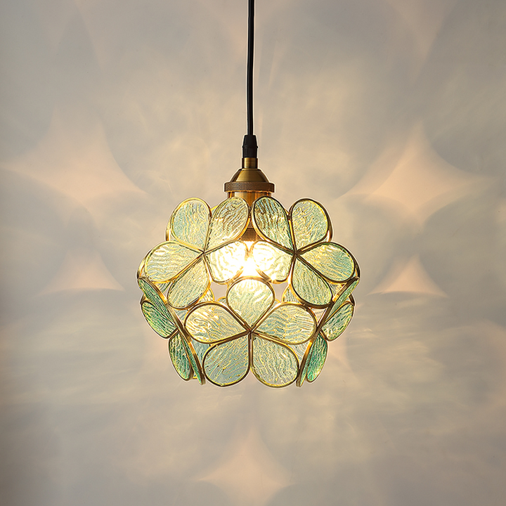 AureliaBloom: Lampada a sospensione in vetro con design a petali – ideale per soggiorno e camera da letto