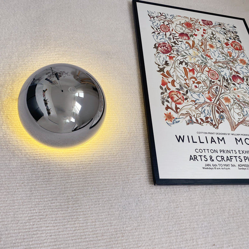 AuriForge: Applique in ferro battuto LED – Lampada da parete senza tempo in stile medievale per corridoio e soggiorno