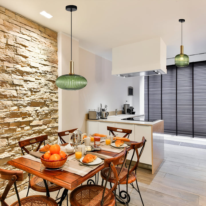 AuriGlas: Lampada a sospensione in vetro design vintage – Elegante lampada a sospensione con dettagli in ottone