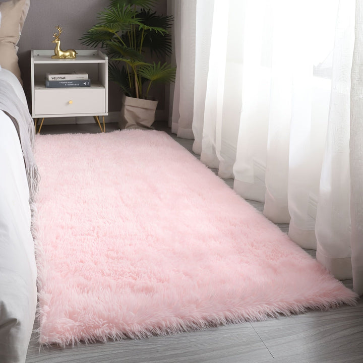 AuroValea: Tappeto rettangolare moderno, morbido, con motivo rosa – versatile per yoga, campeggio e interni.