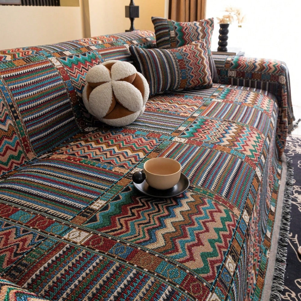 AuroraLinie: Copridivano in chenille traspirante con design a strisce artistiche e utilizzo versatile – per divano e soggiorno