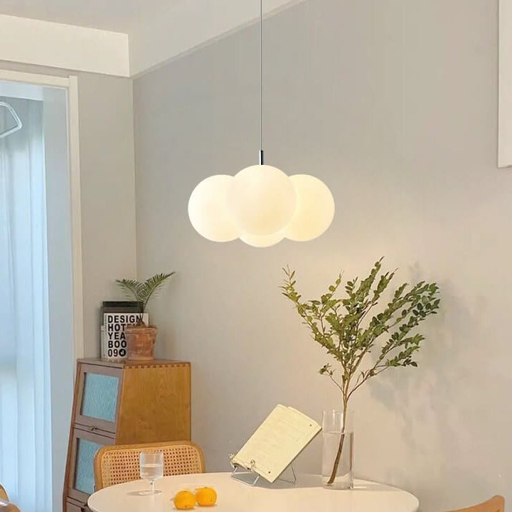 AuroraWolke: Lampada da soffitto LED moderna in stile scandinavo – elegante e accogliente per aree soggiorno e pranzo