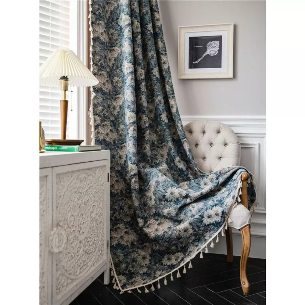 AzurFlora: Tenda Blu con Design di Fiori &amp; Frange – decorativa e facile da mantenere per la camera da letto