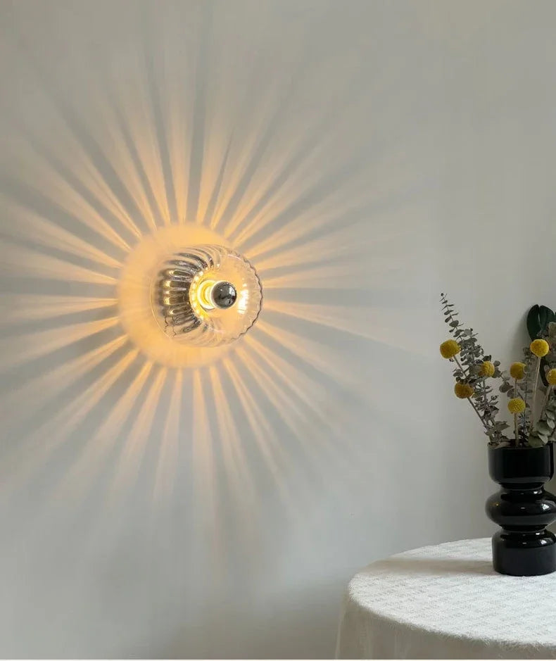BauNord: Applique in vetro scandinavo in design Bauhaus – Lampada da parete moderna