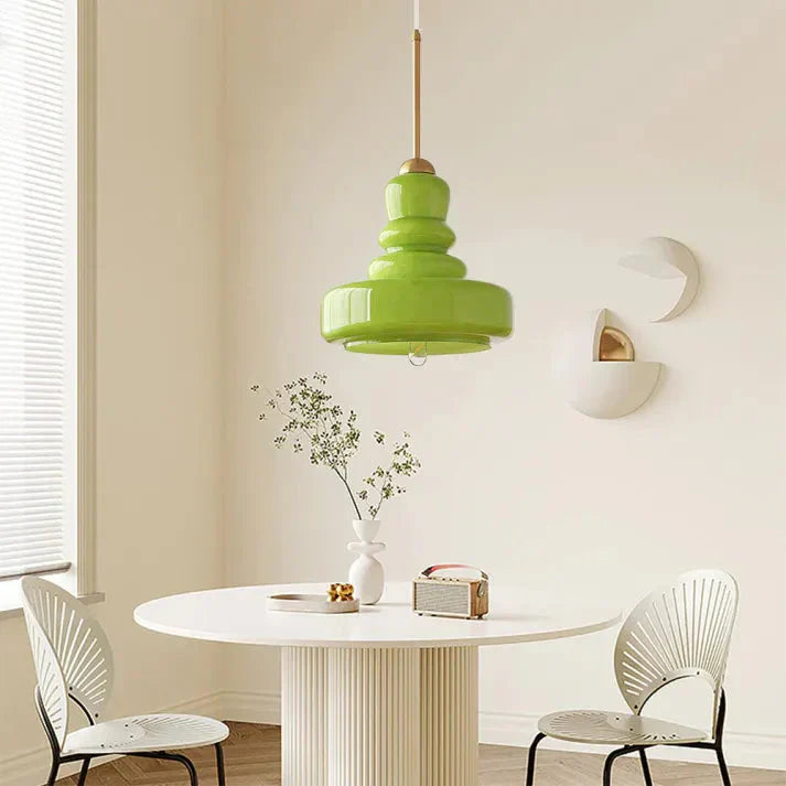 Bauvelle: Lampada a sospensione in vetro e ottone in forma di zucca – per ambienti di design eleganti