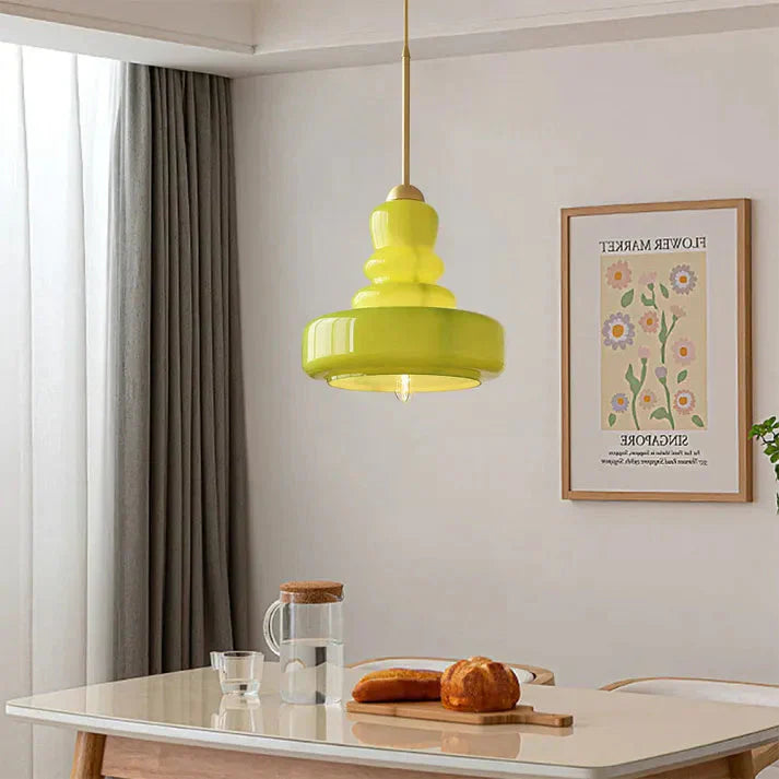 Bauvelle: Lampada a sospensione in vetro e ottone in forma di zucca – per ambienti di design eleganti