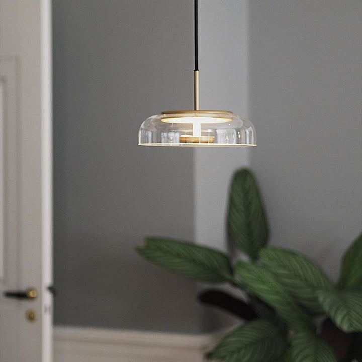 Solara: Lampadario in ottone e vetro con LED integrato – per sala da pranzo e soggiorno