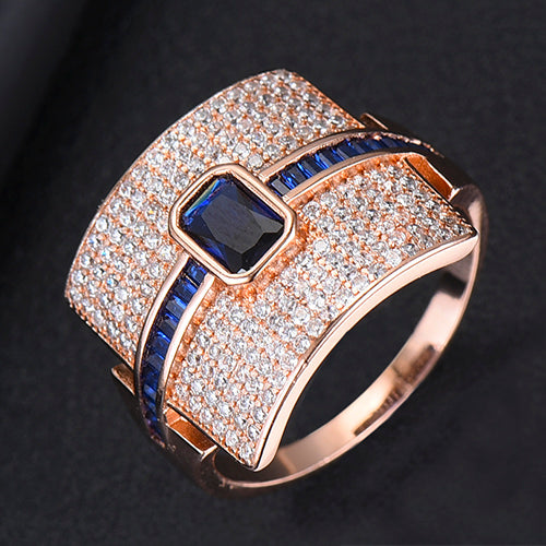 Anello impilabile per donne | Design di lusso | Zircone cubico | Anello di fidanzamento e statement